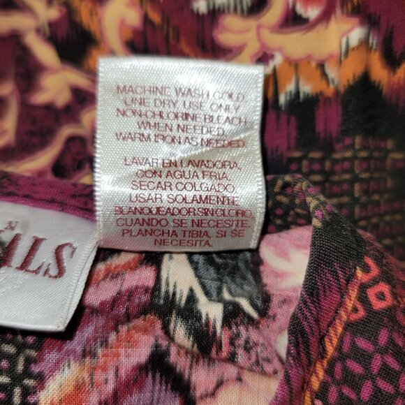 163. Essentials Short Sleeve Blouse Sz 22W - Picture 4 of 5